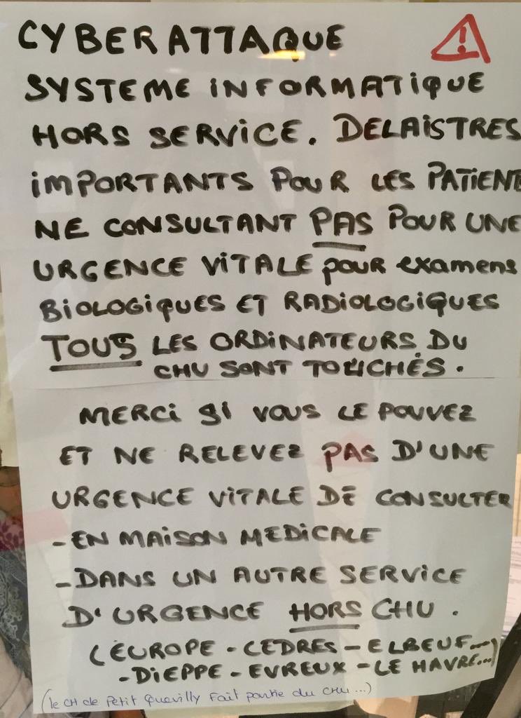 Message du CHU de Rouen refusant tous les patients ne relevant pas d'une urgence vitale.